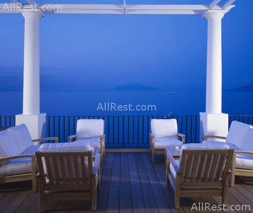 JK Place Capri 22